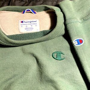 Forest Green CHAMPION Medium Crewneck